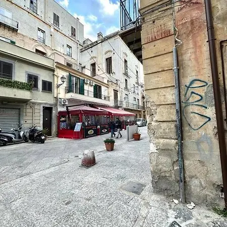 Tra I Tesori Di Palermo Villa Exterior photo